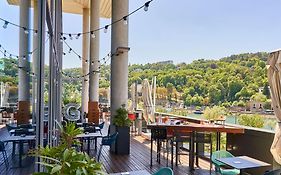 Novotel Lyon Confluence Exterior photo