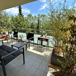 Chambre Meublée: Location Courte Durée Près De La Clinique De La Sauvegarde Apartment Lyon