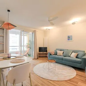 Raffine, Veranda Et Parking, 3 Appartamento