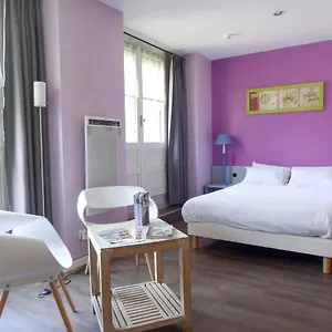 Aparthotel Avy Bellecour 2*