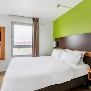 Premiere Classe Centre Gare Part Dieu Hotel 2*