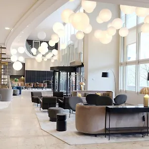 Hotel Marriott Cite Internationale 4*