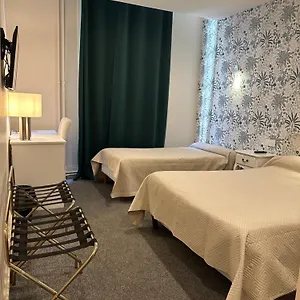 Azur Hotel Lyon