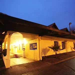 Akena City Rillieux Caluire Hotel Lione
