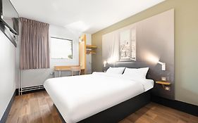 B&B HOTEL Lyon Centre Monplaisir Exterior photo